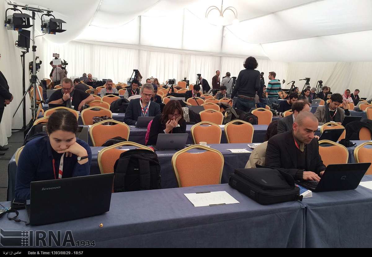 خبرنگاران در محل مذاکرات وین/عکس