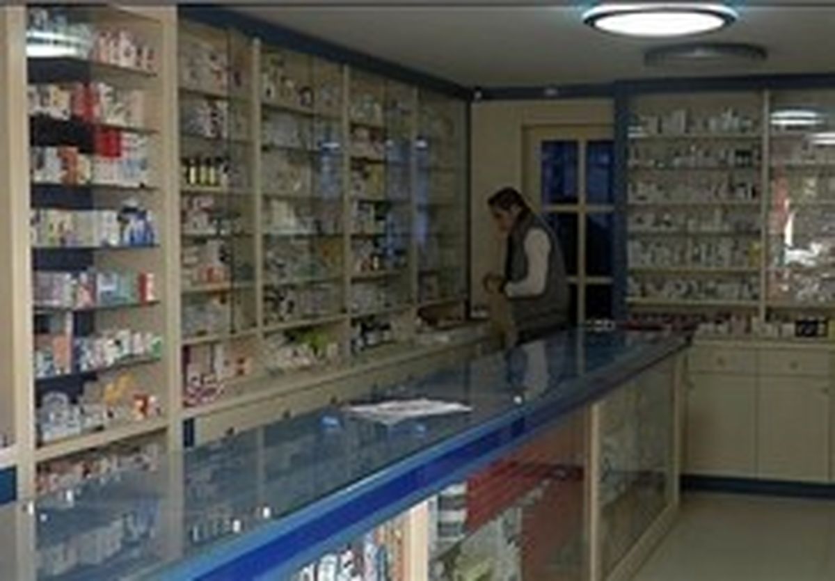 کمبود داروهای وارداتی در داروخانه‌ها مقطعی است