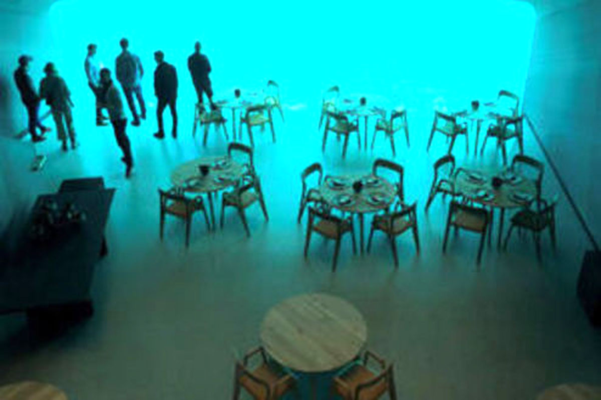 نخستین رستوران زیردریایی اروپا +فیلم