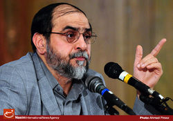 چین روسیه و ایران نباشند آمریکا جهان را قورت می‌دهد