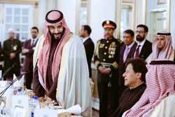 هدیه جنجالی پاکستان به بن سلمان! +عکس