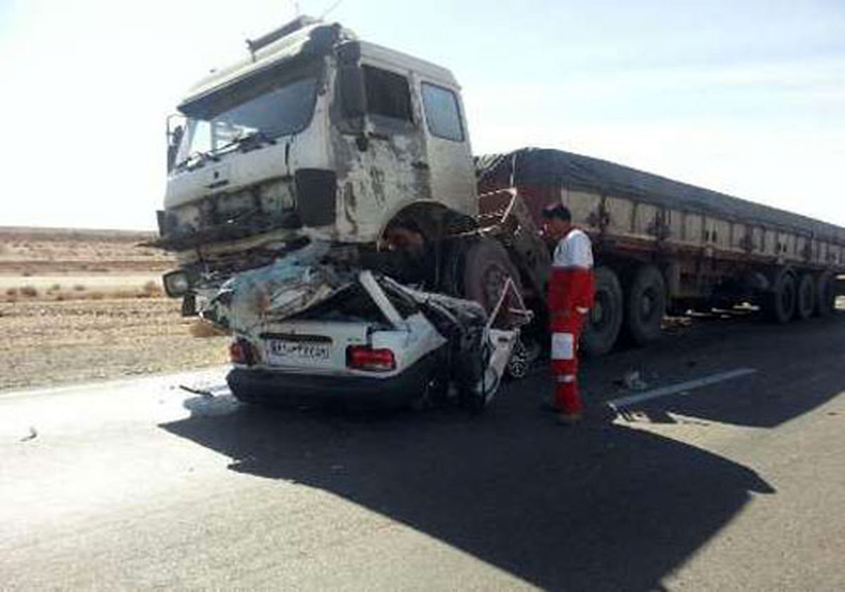 تصادف مرگبار تریلی و پراید +تصاویر