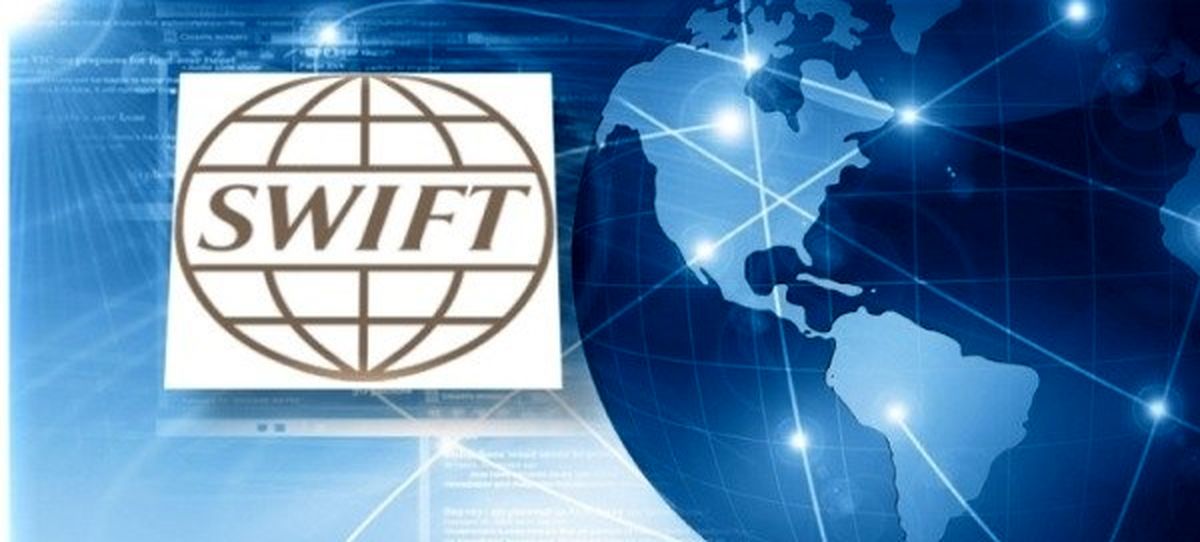 سوئیفت راه بیافتد وضعیت بهتر می‌شود/ چالش‌های پیش و روی بازار سرمایه در سال ۹۵ چیست؟