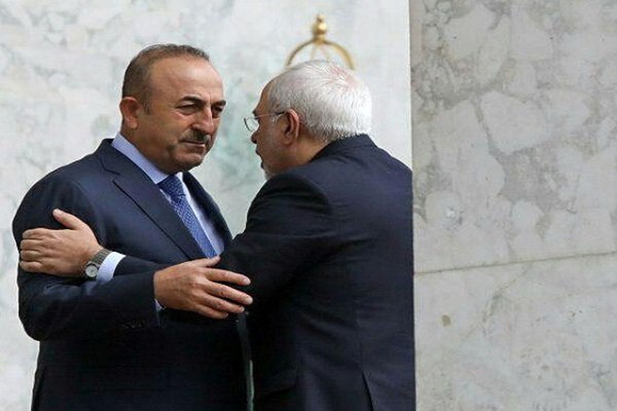 مصافحه و معانقه خاص ظریف با همتای ترک +عکس