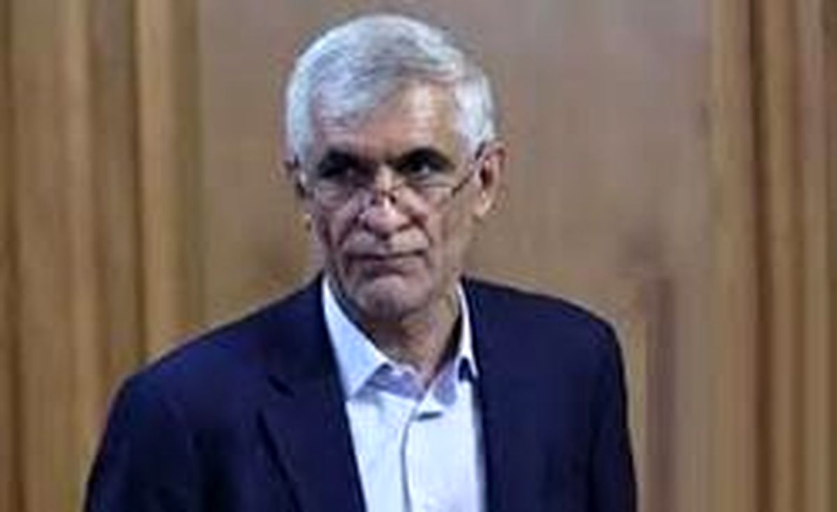 آغاز دور جدید اختلافات اصلاح طلبان در شهرداری تهران/ افشاگری درباره مخالفت شهردار تهران با شفافیت مالی و انتصاب‌های فامیلی/ گزارش روزنامه نزدیک به خانواده هاشمی از خداحافظی و رفتن زودهنگام افشانی و اقدام فساد آور دو تن از اعضای شورای شهر!