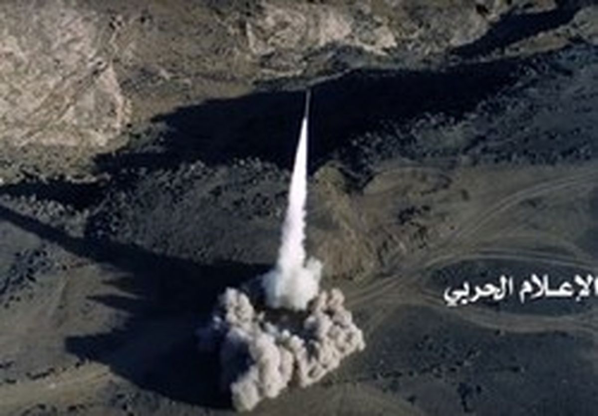 شلیک موشک بالستیک ارتش یمن به مواضع متجاوزان سعودی