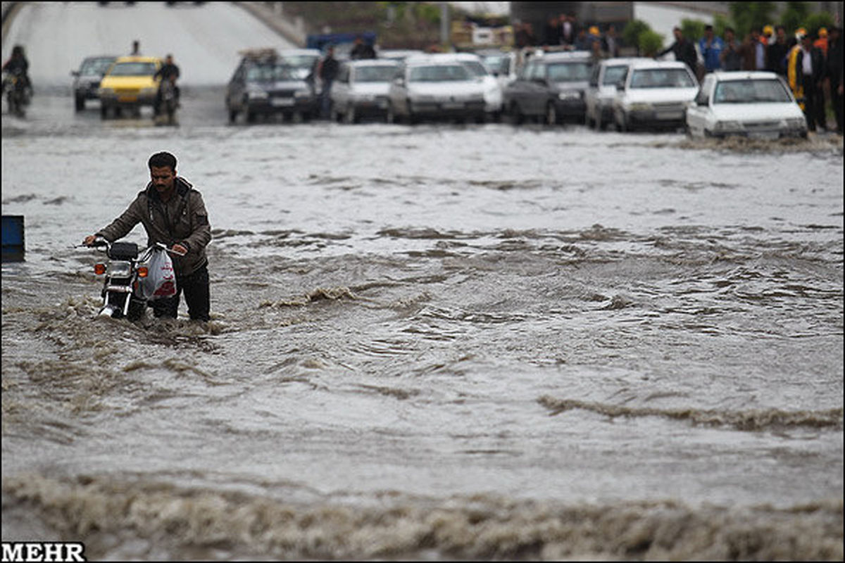 طوفان ۱۰۰ حادثه در مشهد بر جای گذاشت +تصاویر
