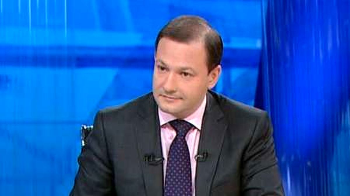 خبرنگار روس:سنگک خوشمزه ترین نان دنیا+عکس