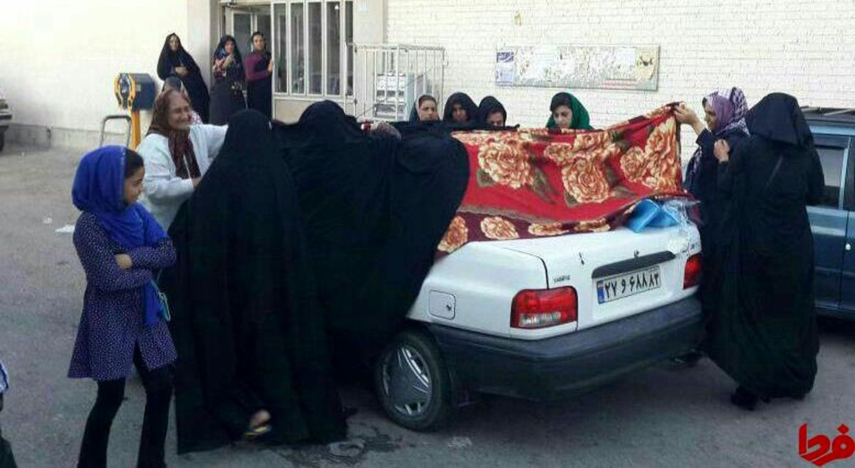 عکس: زایمان در مقابل زایشگاه