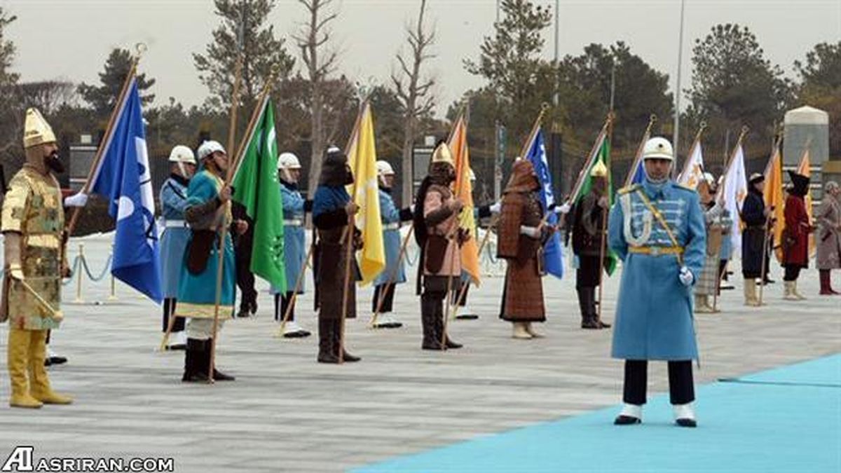 اردوغان‎سربازان عثمانی را به خط کرد/عکس