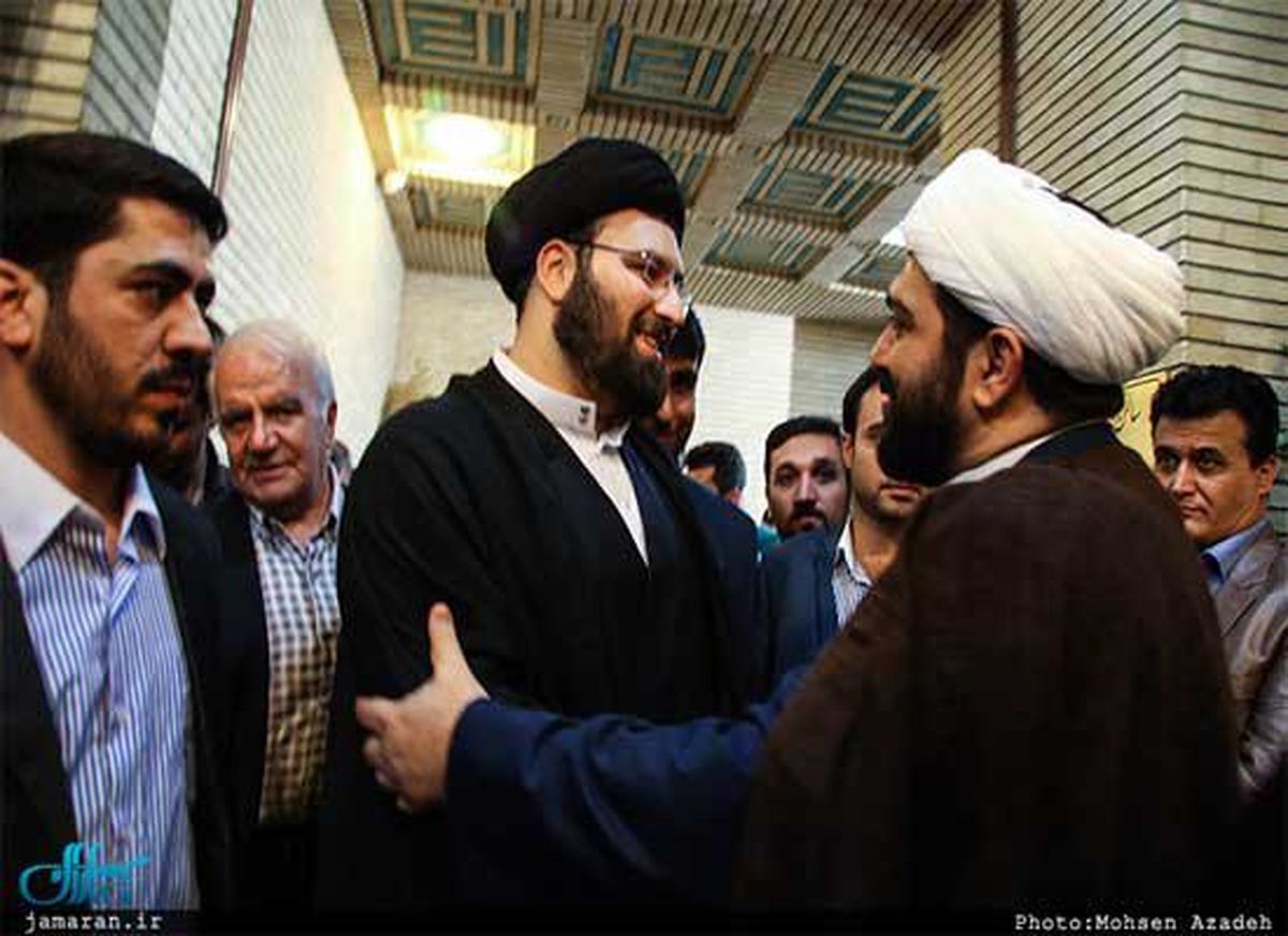 عکس: خوش و بش نوه‌ی امام (ره) با شهاب مرادی