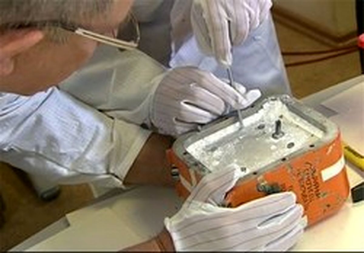 اخبار ضد و نقیض از تحویل جعبه سیاه هواپیما به دادستانی