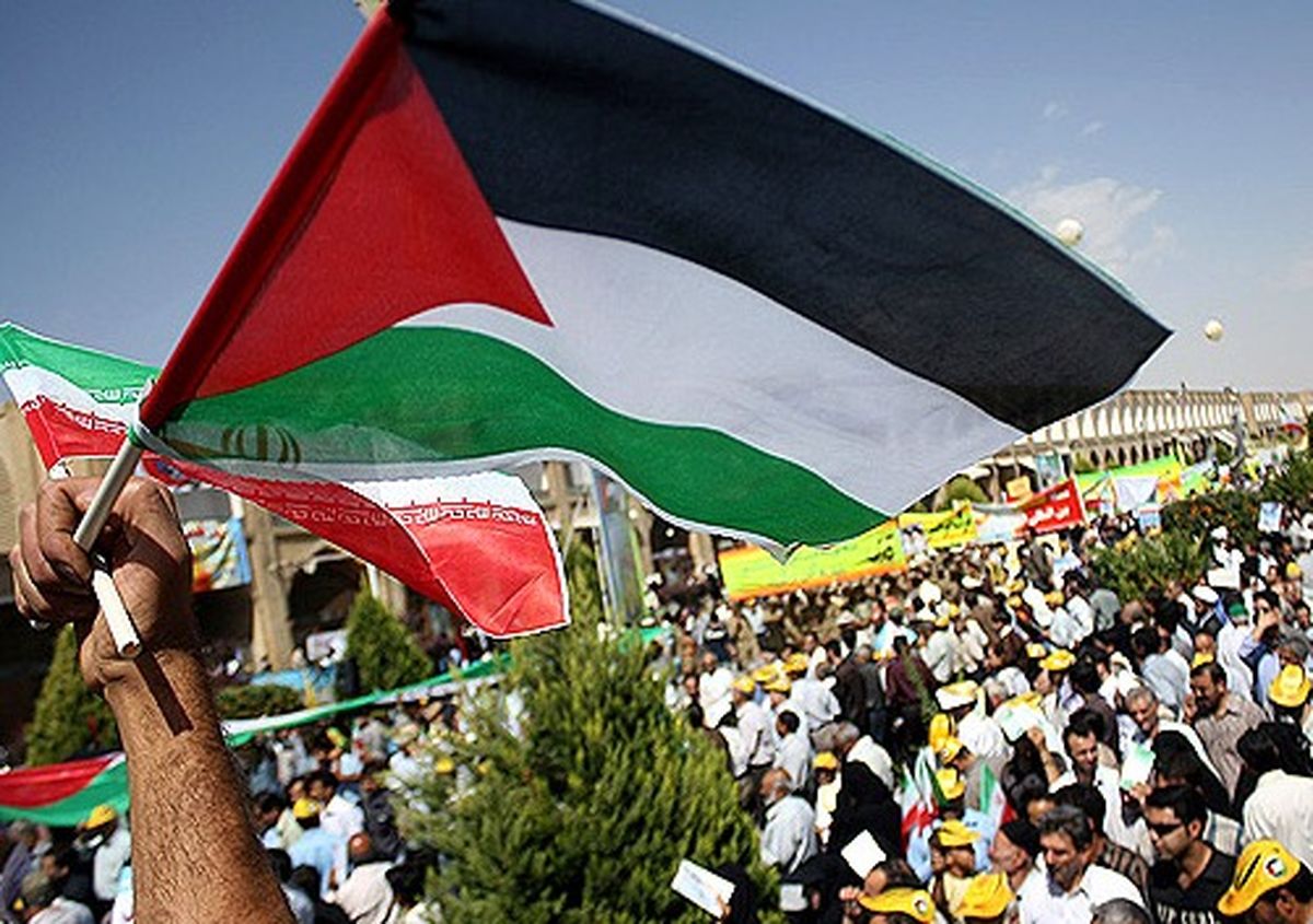 راهپیمایی روز قدس، افکار عمومی را متوجه فلسطین می‌کند