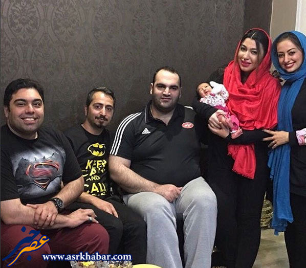عکس: بهداد سلیمی در کنار همسر و دخترش