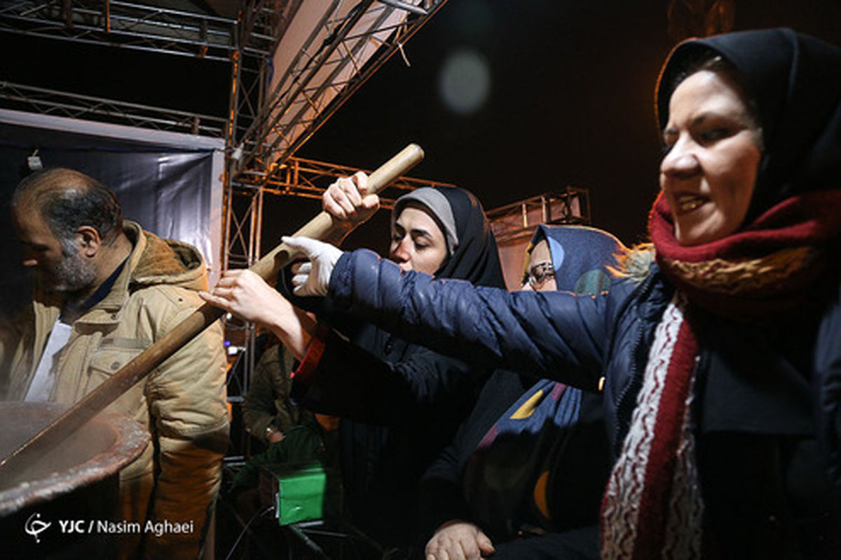 تصاویر: آیین سنتی سمنو پزان