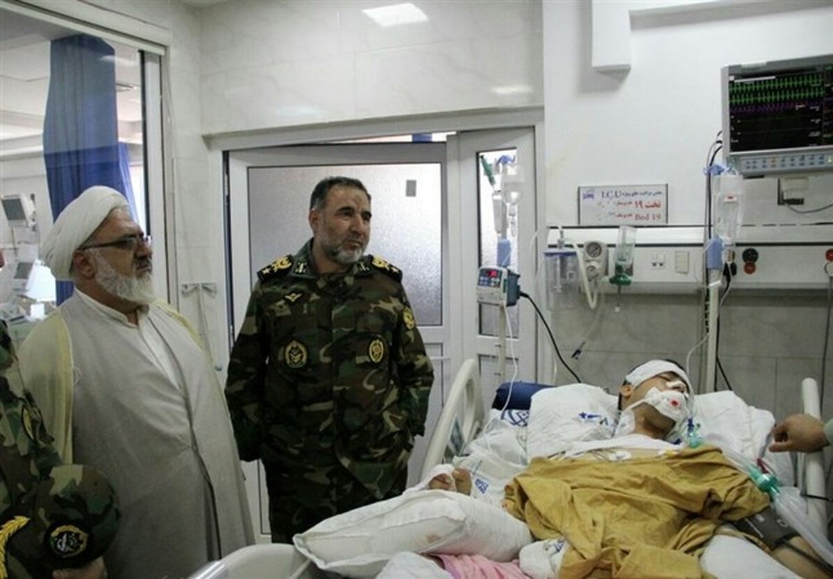 عیادت امیر حیدری از سربازان حادثه پادگان آبیک +عکس