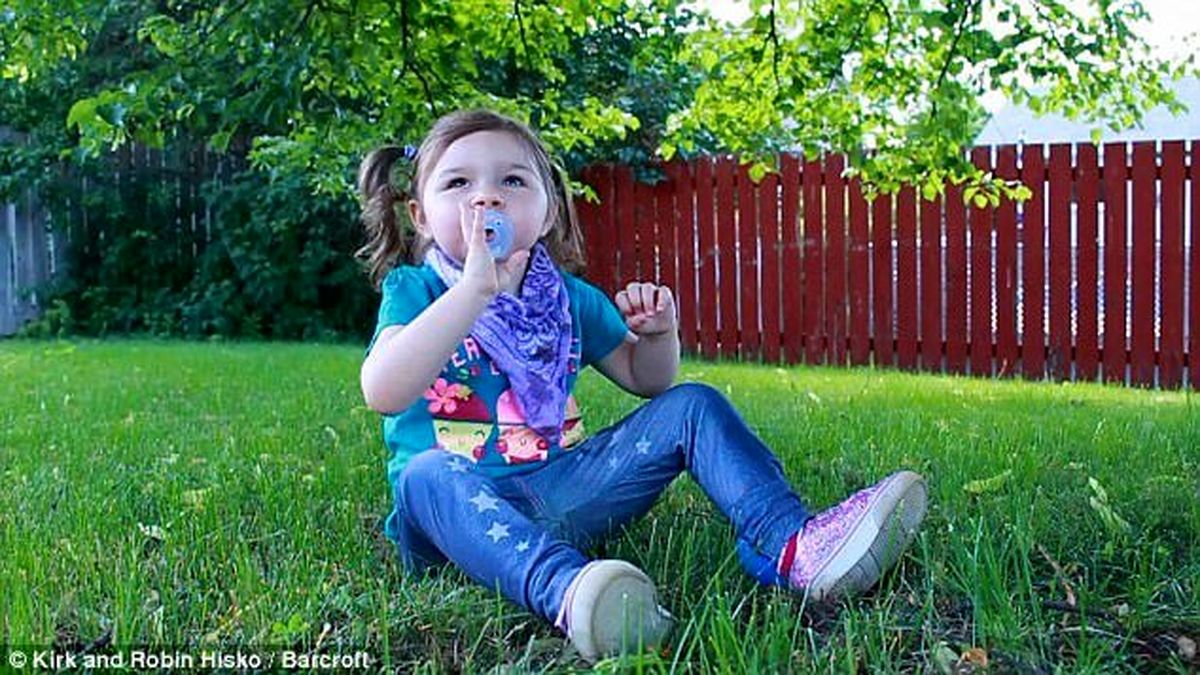 دختری که در شبانه‌روز فقط ۹۰ دقیقه می‌خوابد! +تصاویر