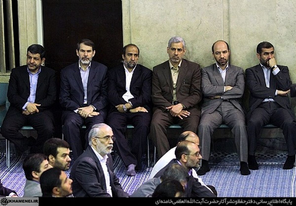 عکس/برخی اعضای دولت در دیدار کارگران با رهبر انقلاب