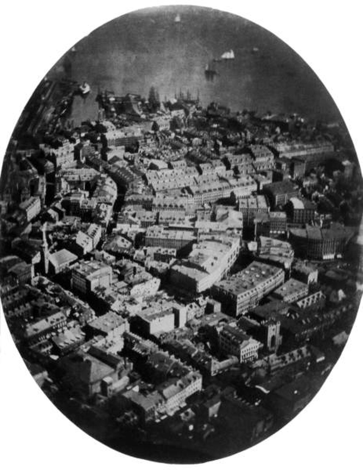 اولین عکس هوایی توسط بالن/عکس