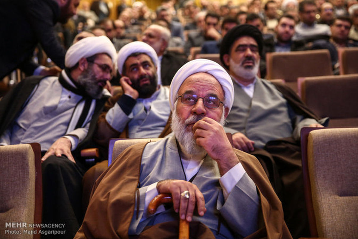 گزارش تصویری: رونمایی از تمبر شهید حسین همدانی