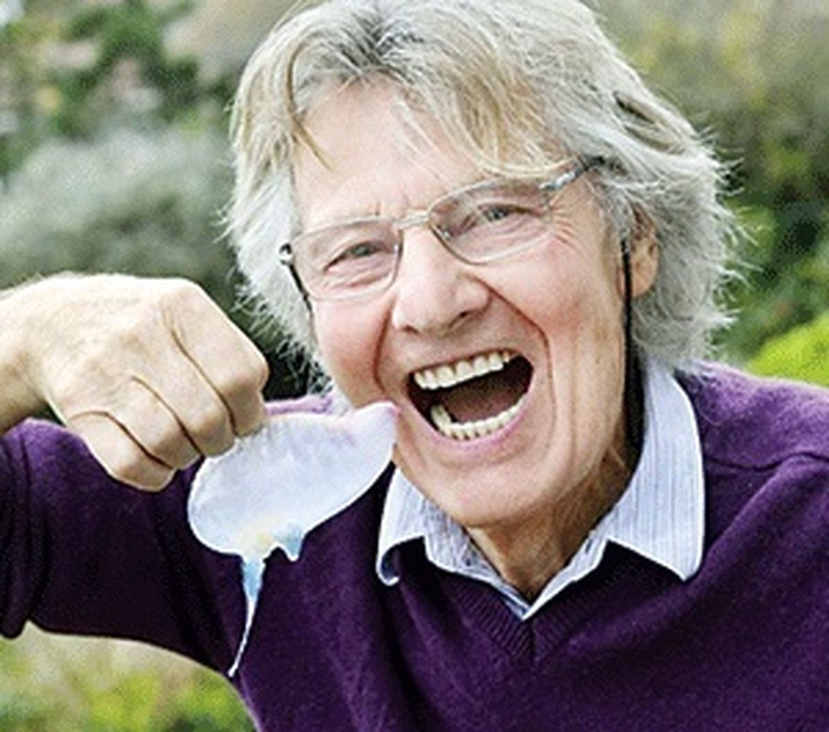 اینترنت جان پیرمرد را نجات داد! +عکس