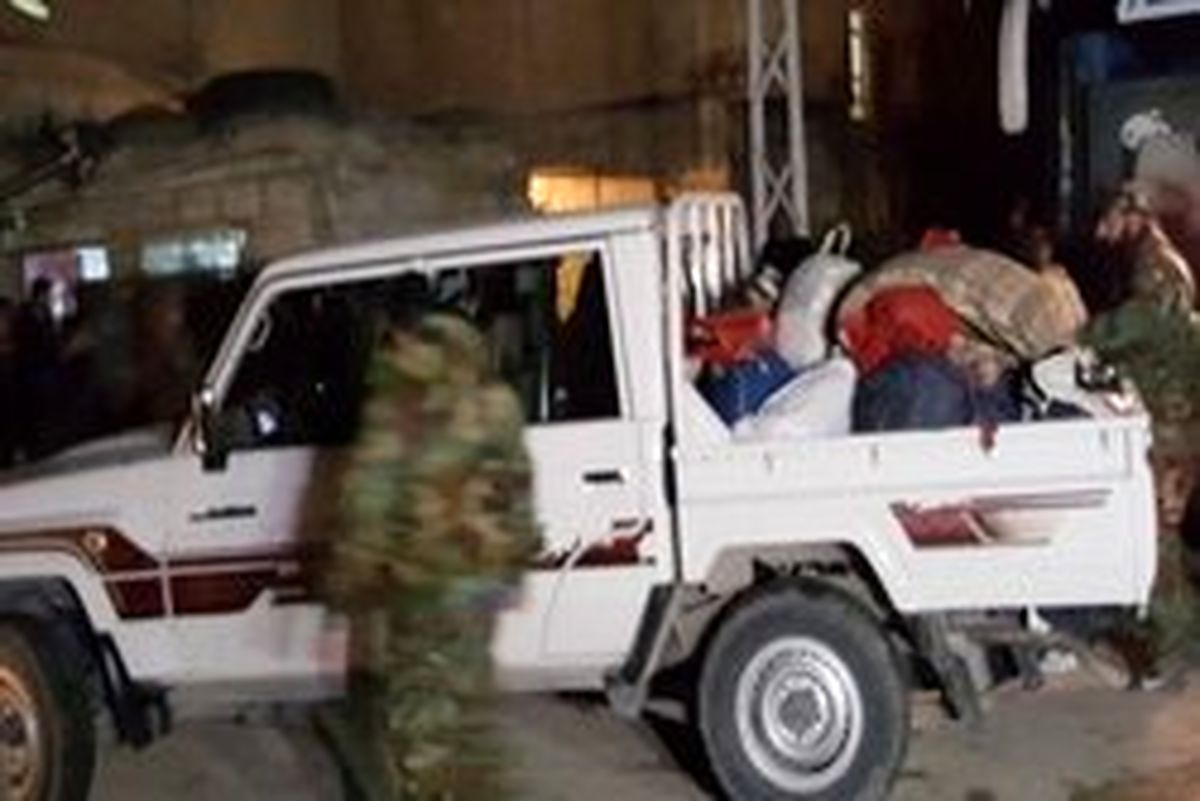عناصر مسلح در حال خروج از غوطه شرقی هستند