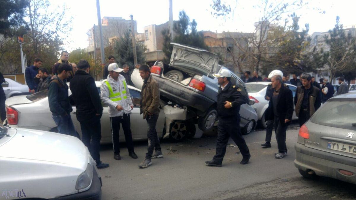 تصاویر: تصادف زنجیره ای در ارومیه