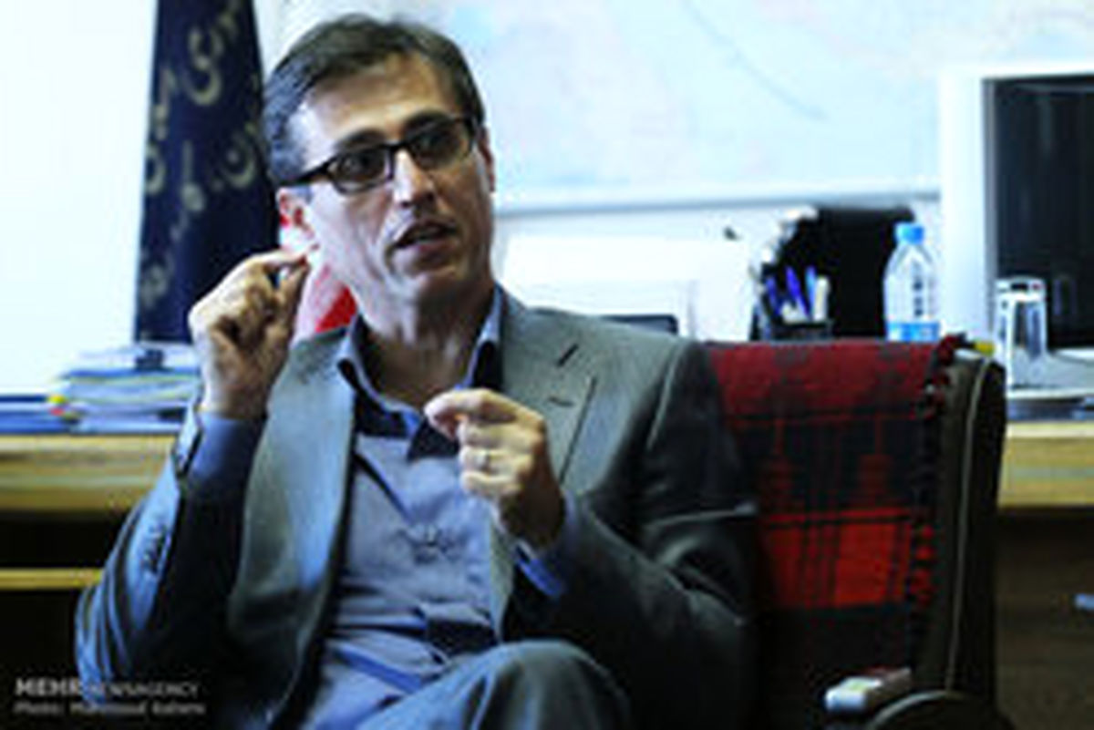 معاون وزیر کار: سرعت اعطای وام به مشاغل خانگی کند است