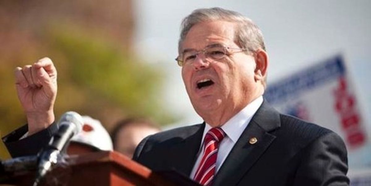 سناتور آمریکایی: ترامپ اعتراف کند در بازداری ایران شکست خورده است