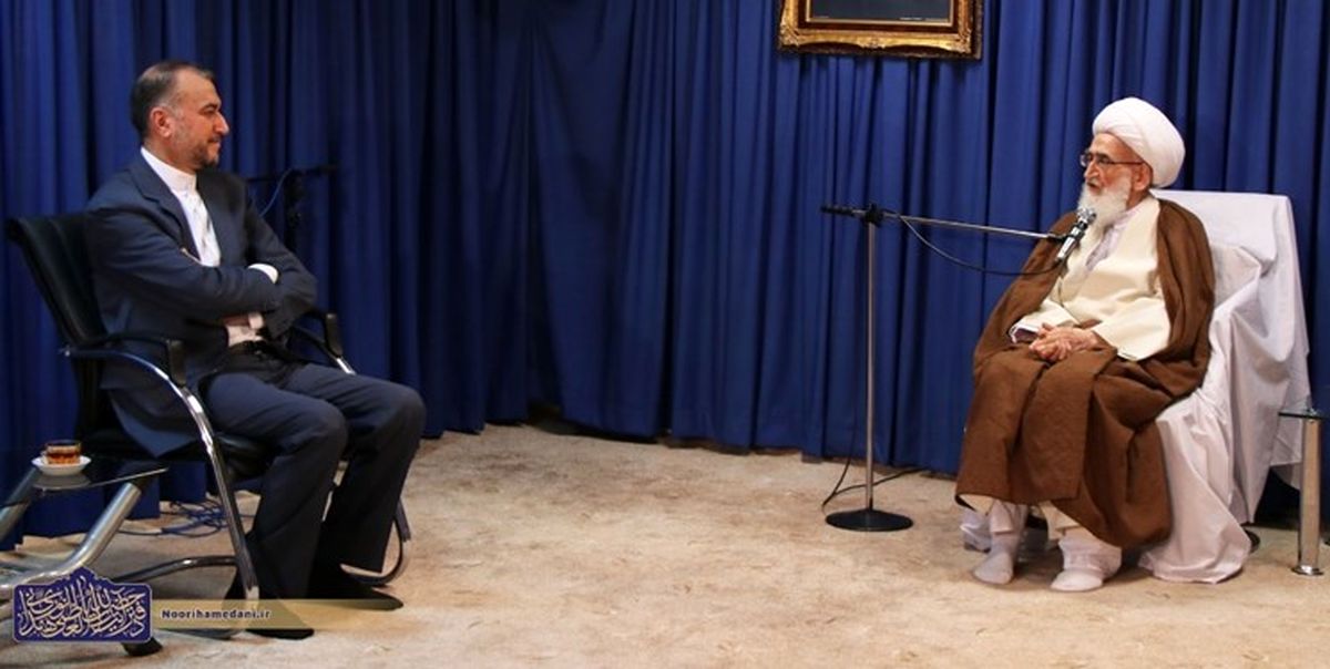 نوری همدانی: توان موشکی جمهوری اسلامی یکی از خطوط قرمزهاست