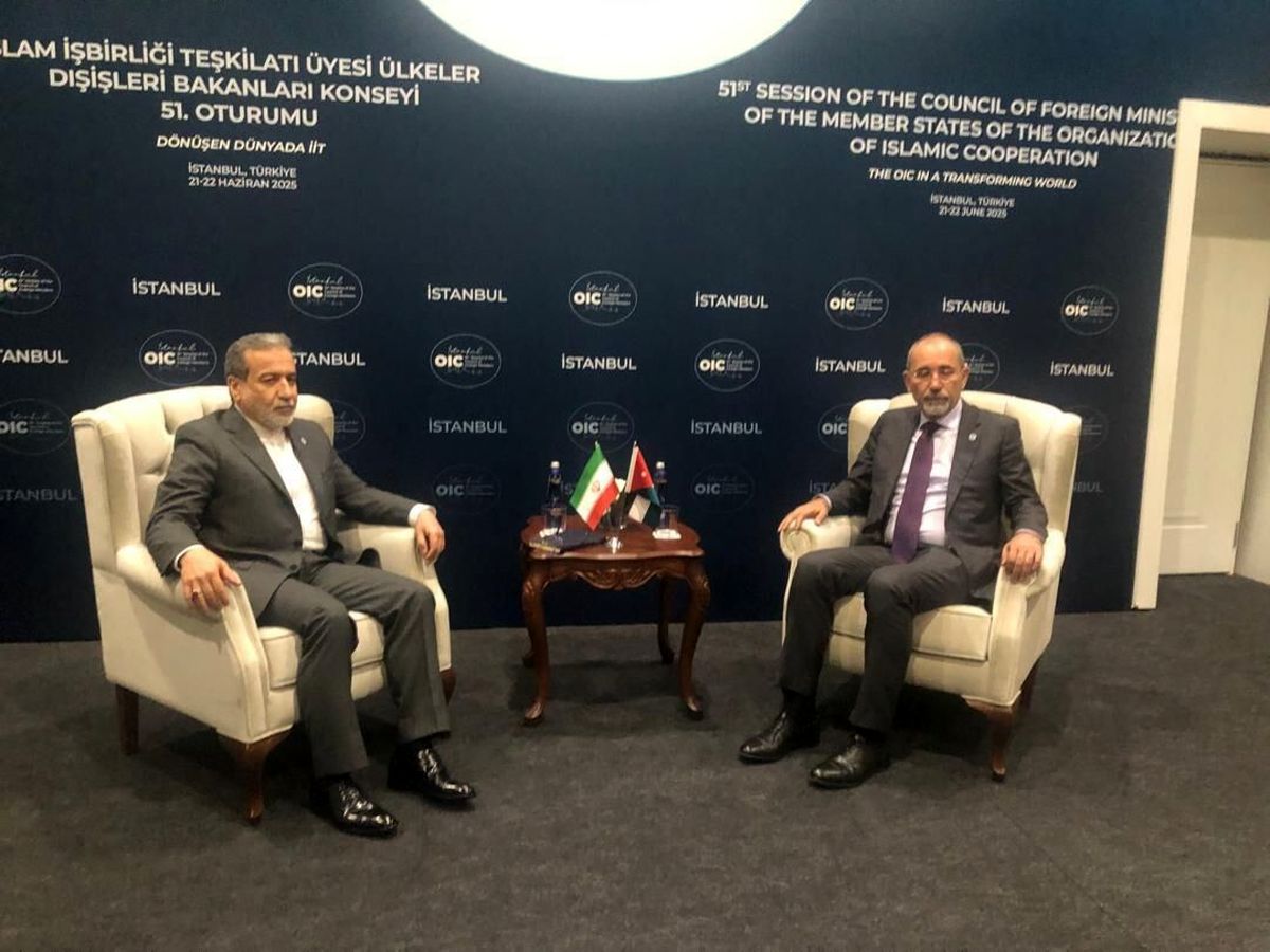 دیدار عراقچی در استانبول با همتای اردنی