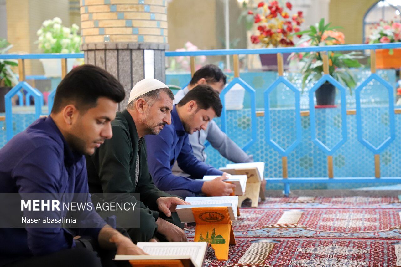 تصاویر: مراسم جزء خوانی قرآن کریم