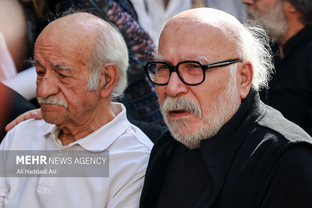 تصاویر مراسم تشییع پیکر ناصر تقوایی