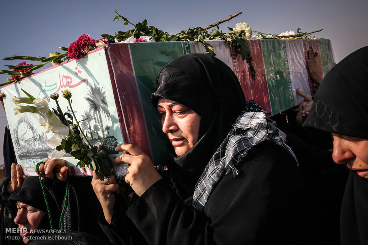 گزارش تصویری 27 مهرماه : از تشییع شهدای گمنام تا کشف اشیاء تاریخی در حفاری‌های مترو اصفهان