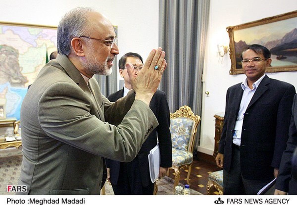 عکس/ حرکت جالب وزیر امور خارجه