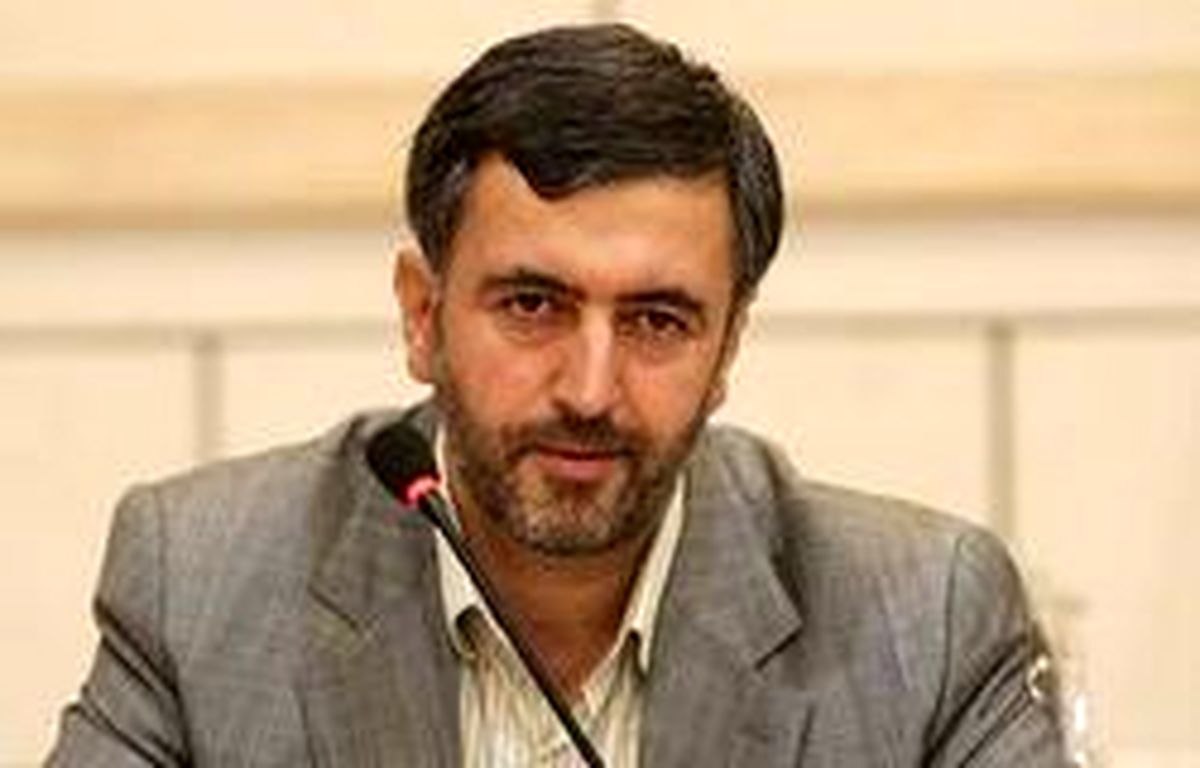 خواستید نکوهش کنید اما ستودید