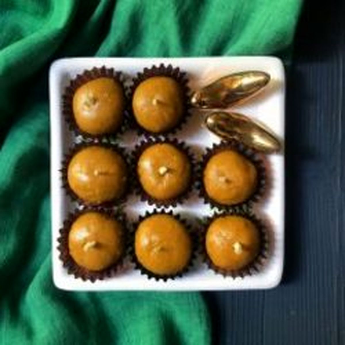 دستور پخت شیرینی لقمه‌ای زنجبیلی