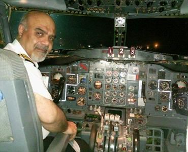 عکس/ خلبان هواپیمای پرسپولیس