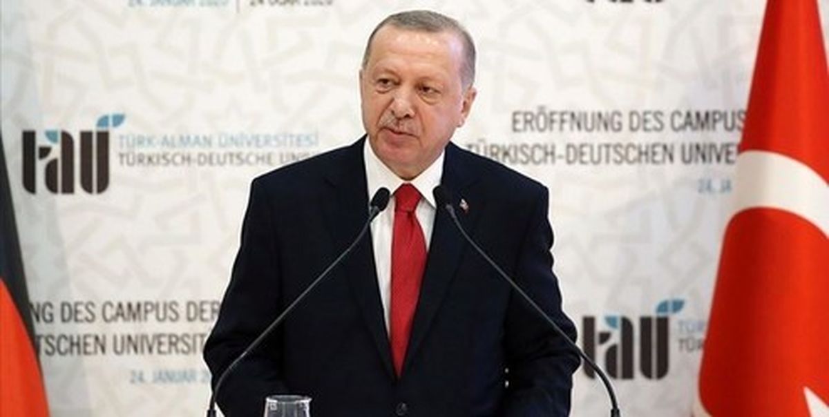 اردوغان: آمریکا، من و رئیس دستگاه اطلاعات ترکیه را تهدید میکند