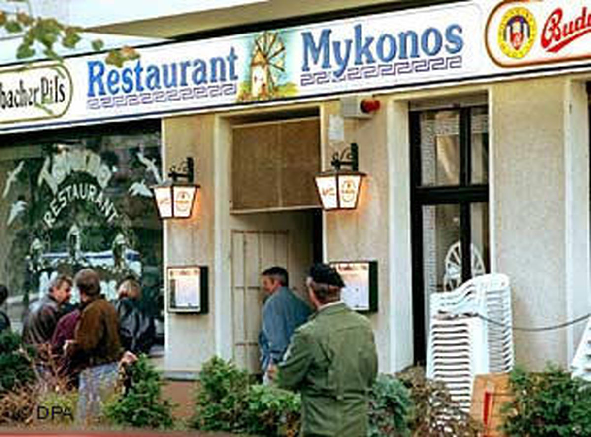 سيلي محكمي كه اروپا از حسينيه امام خميني خورد