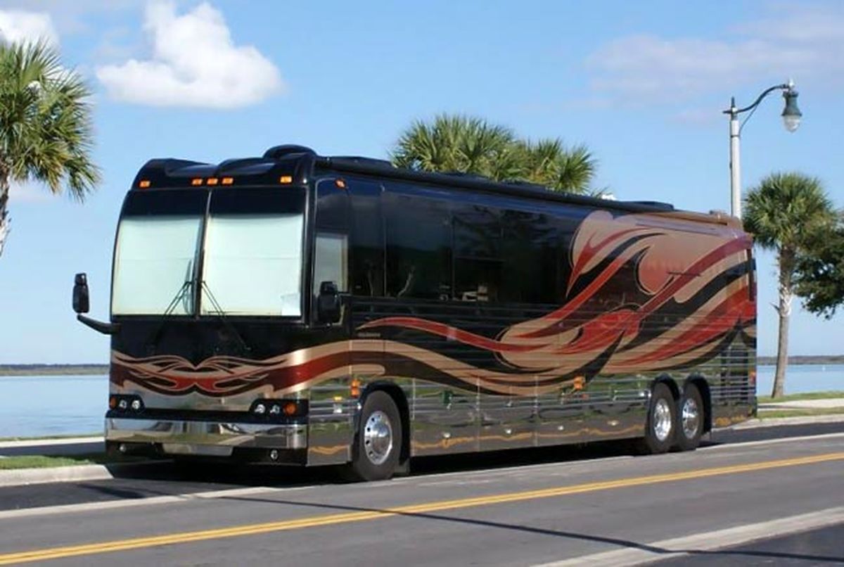 عكس/اتوبوس مجلل