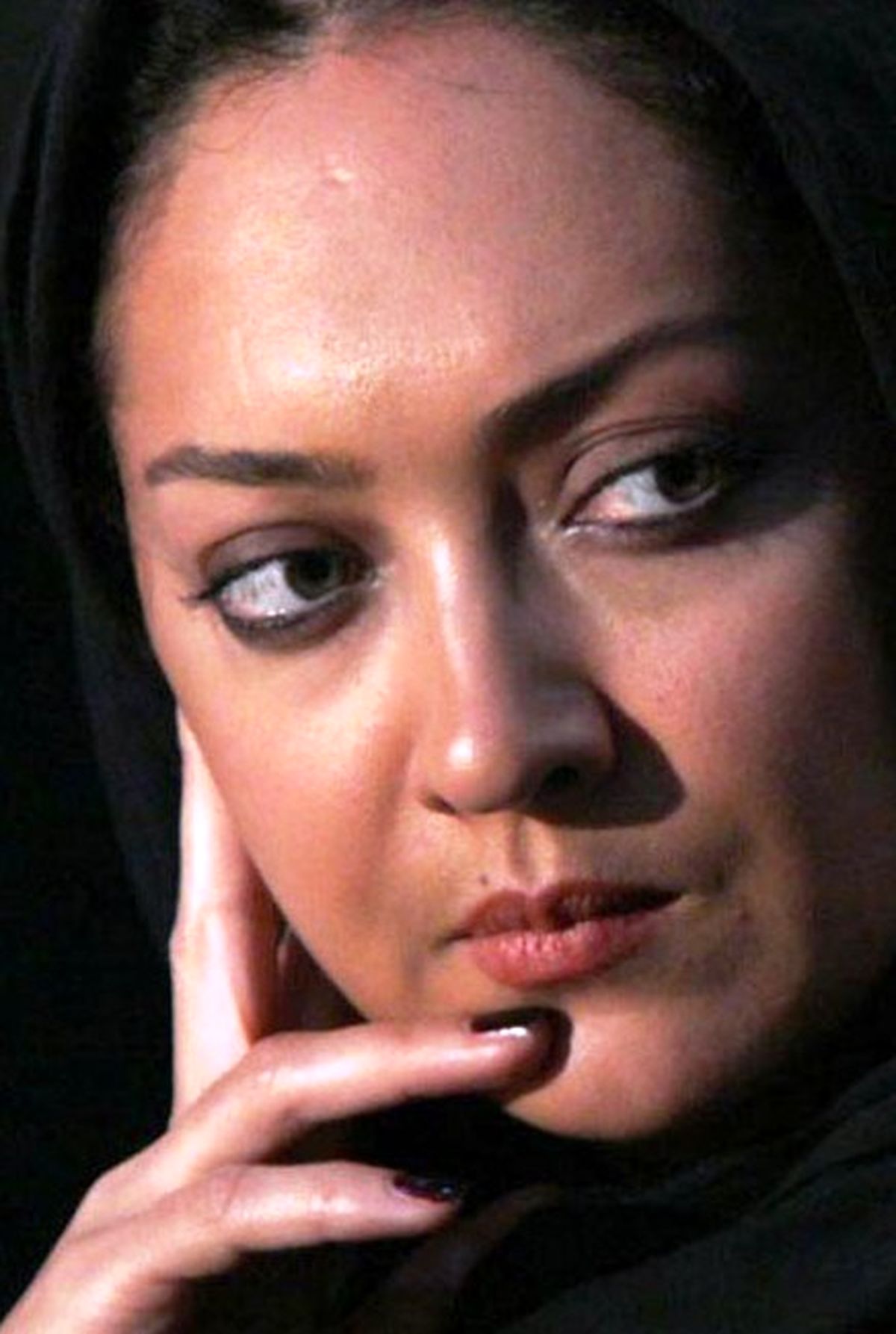 آن آكتور سریال سرزمین کهن..آنکه يك پايش در ايران بود،يك پايش در لندن!
