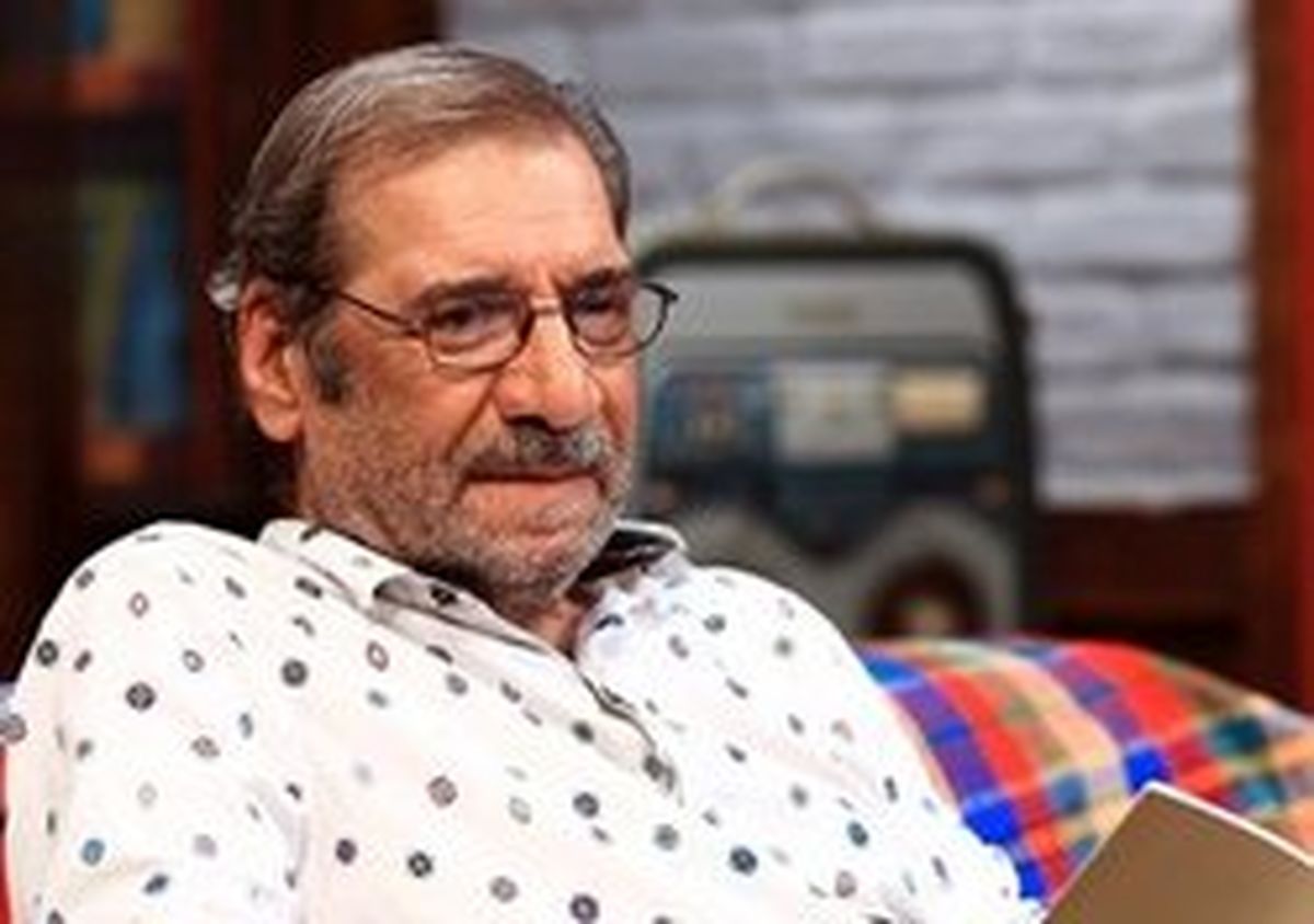 حسین محب‌اهری روی تخت بیمارستان +عکس