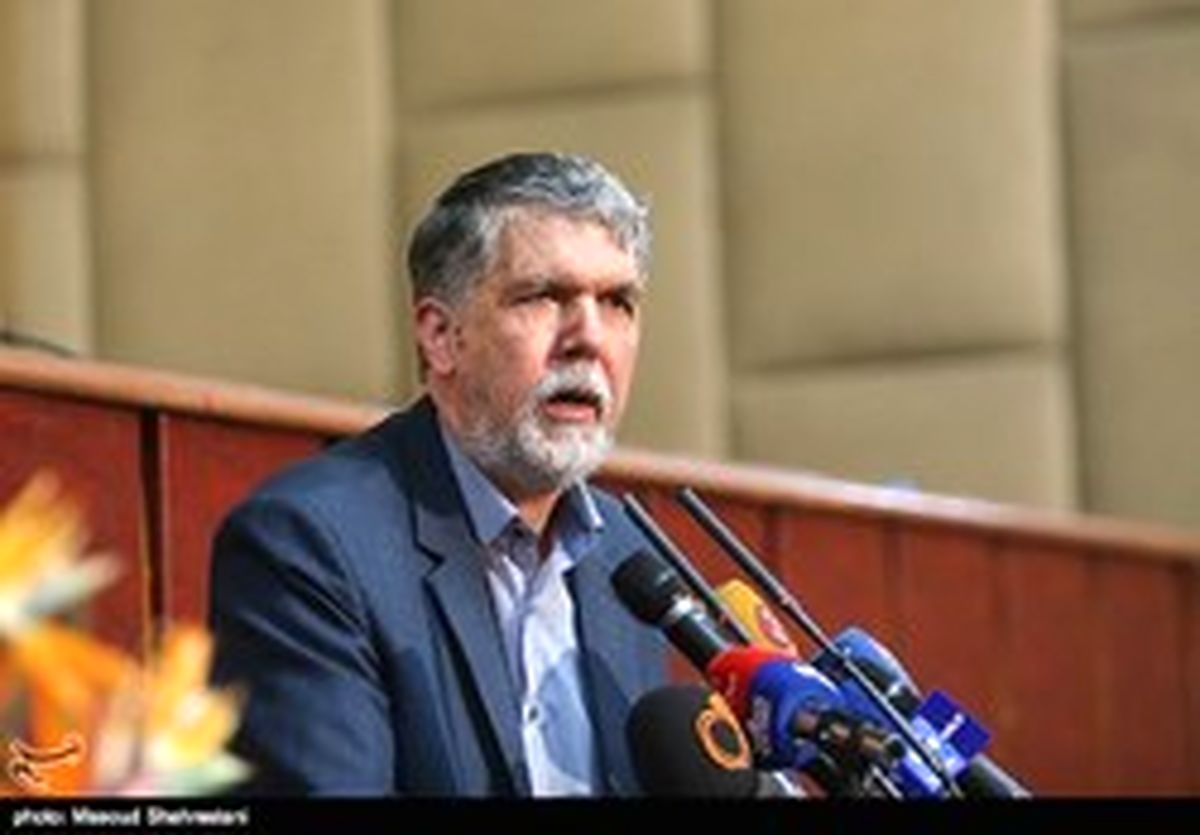 وزیر ارشاد: میانگین مطالعه در کشور ۱۲.۵ دقیقه است