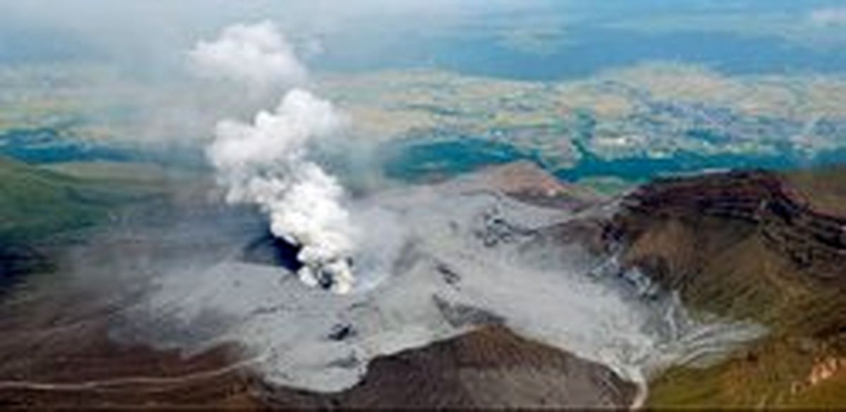 آب شدن یخچال‌ها و مشاهده دود از قله دماوند +تصاویر