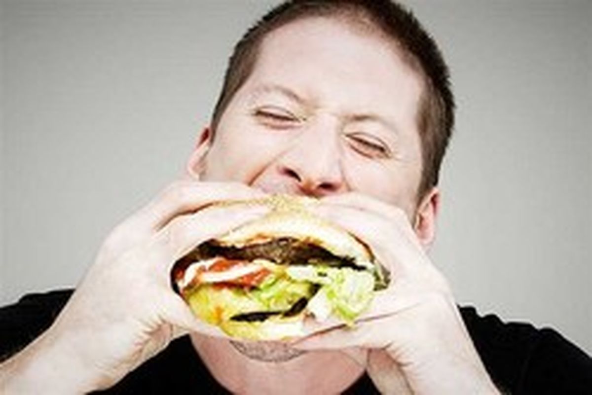 این‌طور بیشتر چاق می‌شوید!