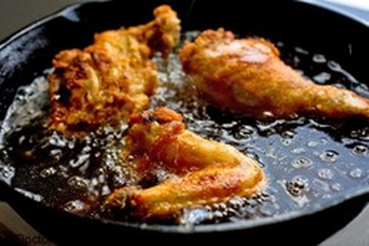 ۷ گزینه غذایی ممنوع زمان یبوست