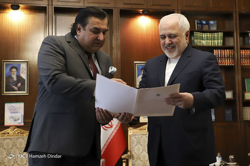 تصاویر: ملاقات سفیر جدید پاکستان با ظریف