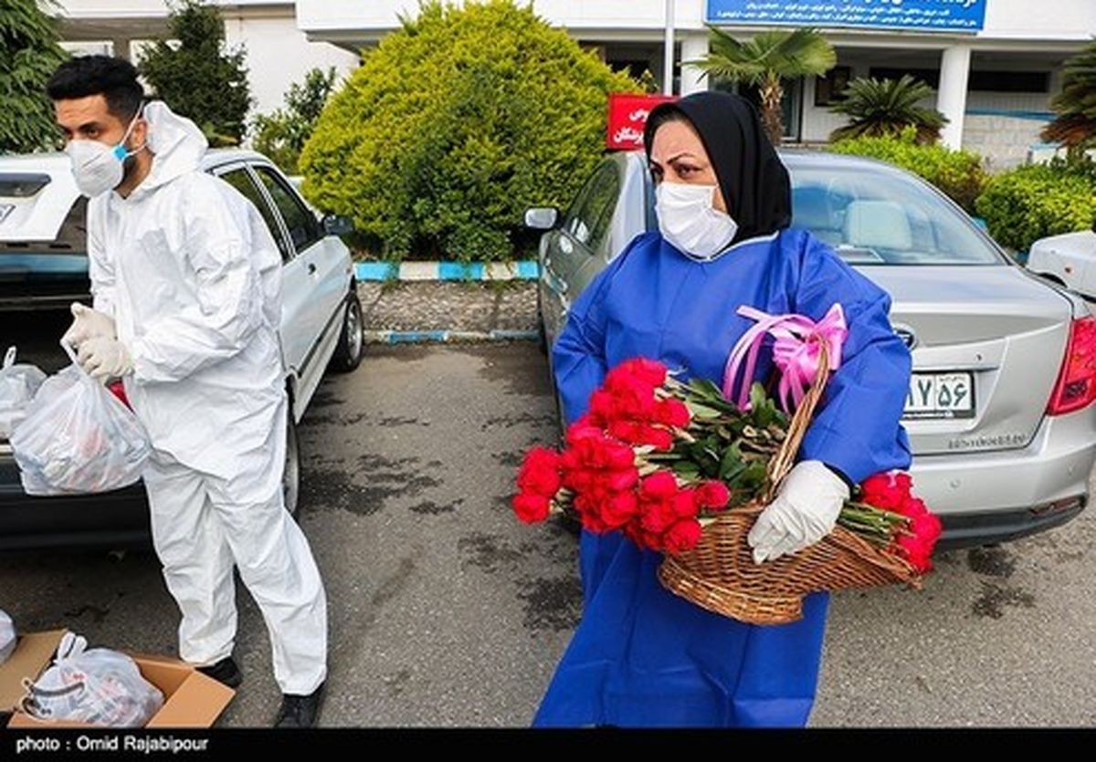 تشویق کادر درمان بیمارستان به سبک فوتبالی‌ها +فیلم