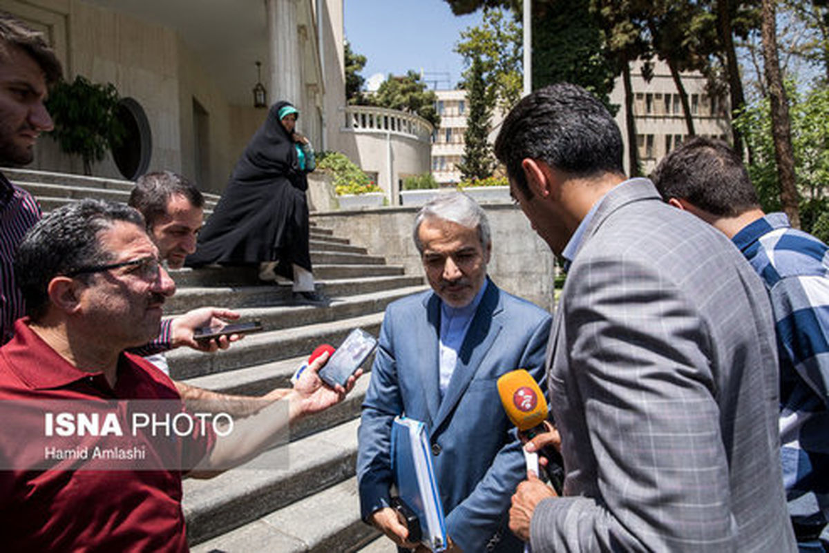 قیمت دلار و نفت در بودجه ۱۴۰۰ چقدر؟ +پاسخ نوبخت